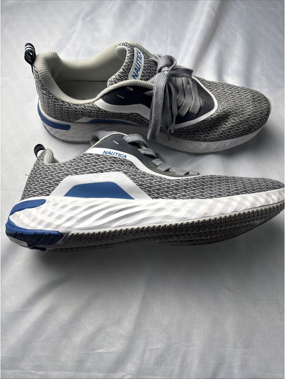 Nautica Men's Gray and Blue Athletic Sneakers Size 10